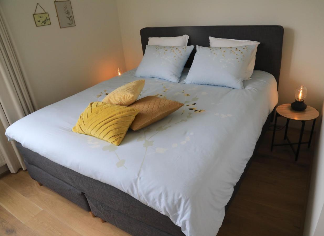 B&B De Zwanebloem อัมสเตอร์ดัม ภายนอก รูปภาพ