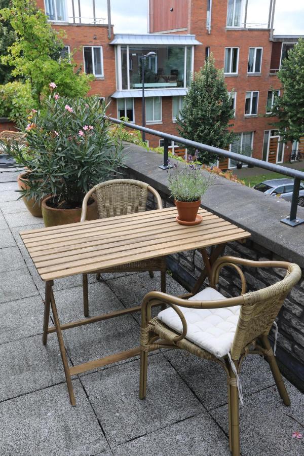 B&B De Zwanebloem อัมสเตอร์ดัม ภายนอก รูปภาพ